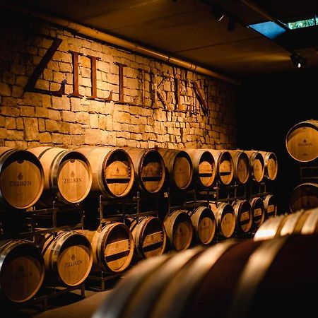 Weingut Und Gaestehaus Zilliken Nittel Luaran gambar