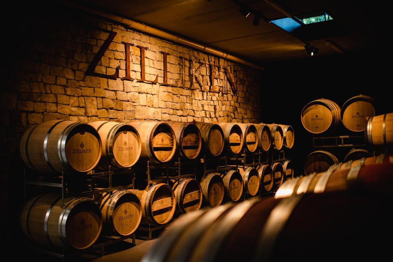 Weingut Und Gaestehaus Zilliken Nittel Luaran gambar